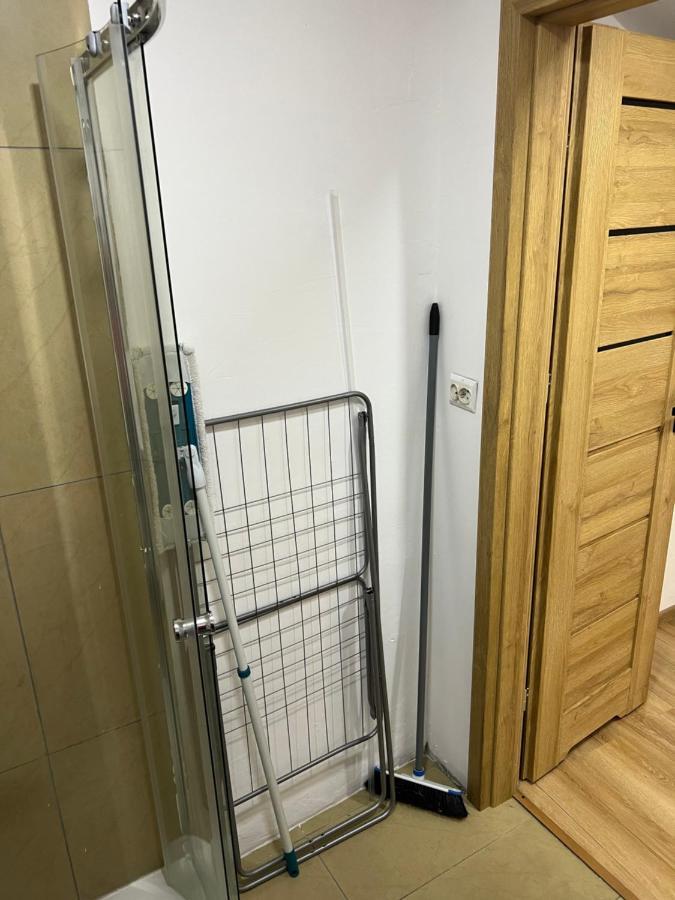 Green Apartment - Free Parking 카토비체 외부 사진